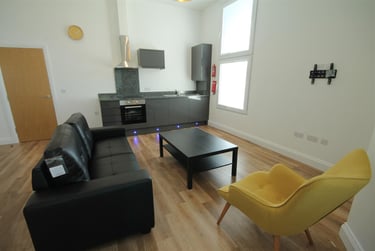 2 bed flat, Osborne Terrace, Sandyford, Newcastle, NE21NE - Image 2
